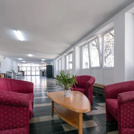 Hostel Obudai Diakszallo *