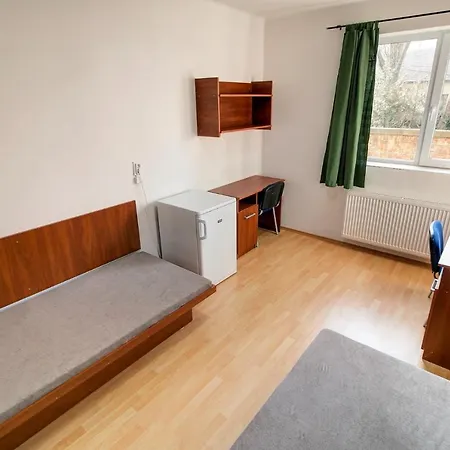 óbudai Diákszálló Albergue Budapeste